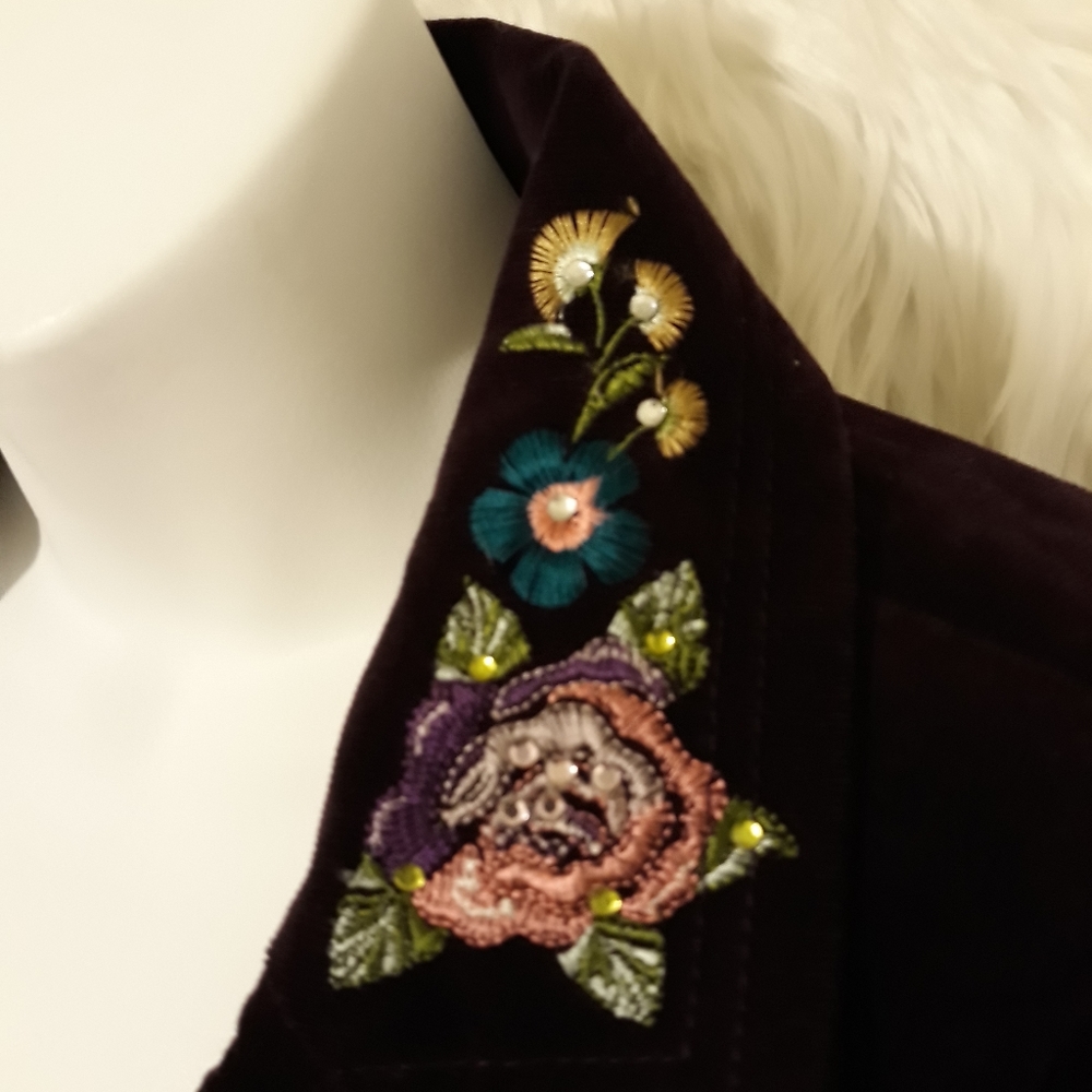 Embroidered Velvet Blazer Jacket - Deep Plum - Picture 10 of 15